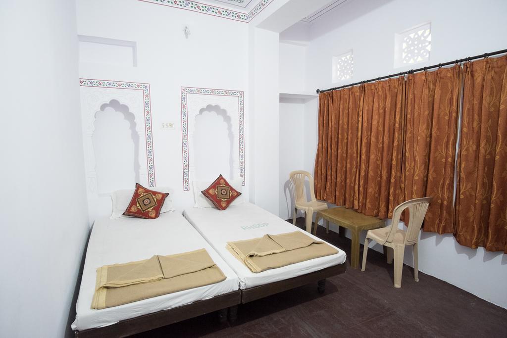 Devi Vilas Guest House Udaipur Exterior photo